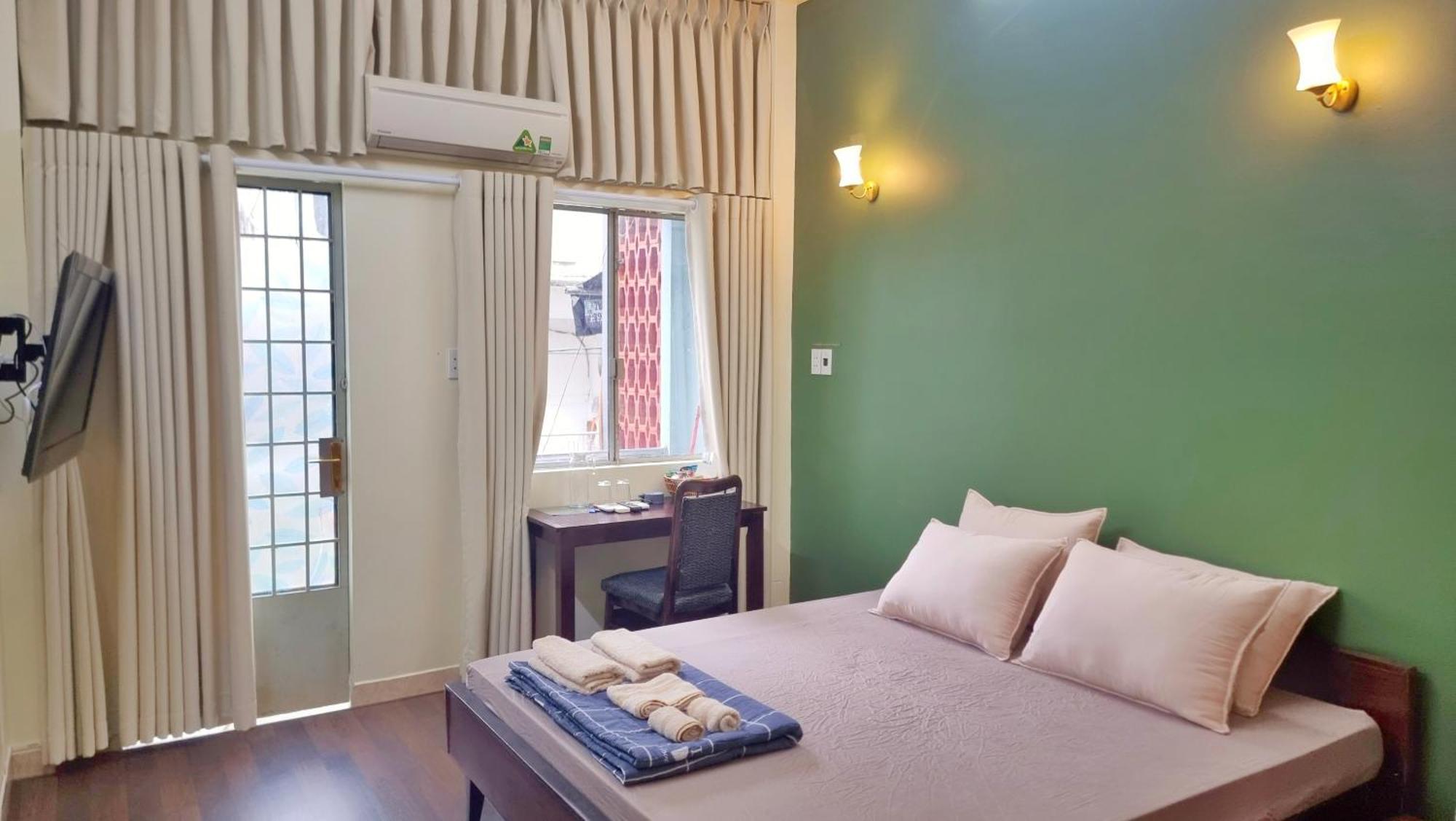 Paulatim House Saigon Hotel Ho Chi Minh City Bagian luar foto